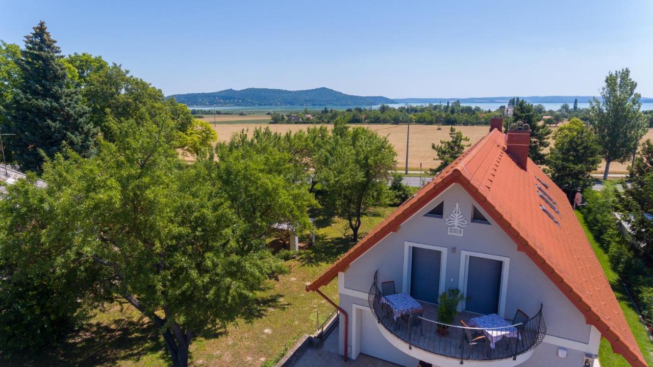 Tulipan Vendeghaz Hotell Orvenyes Exteriör bild